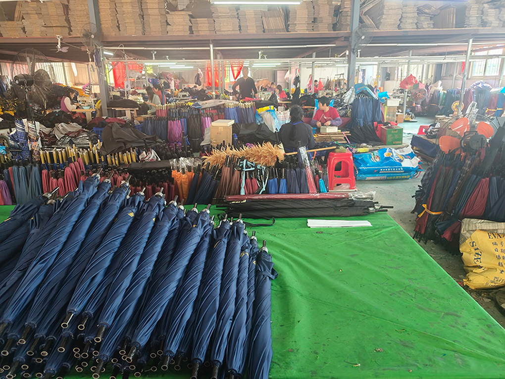 Different ribs frame are available for golf umbrella